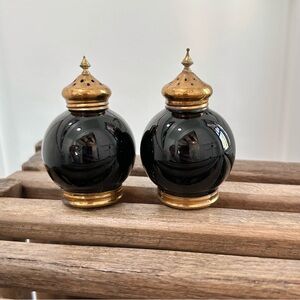 Vintage Elegant Black Glass & Copper Salt and Pepper Shakers “GOLDENRAY”